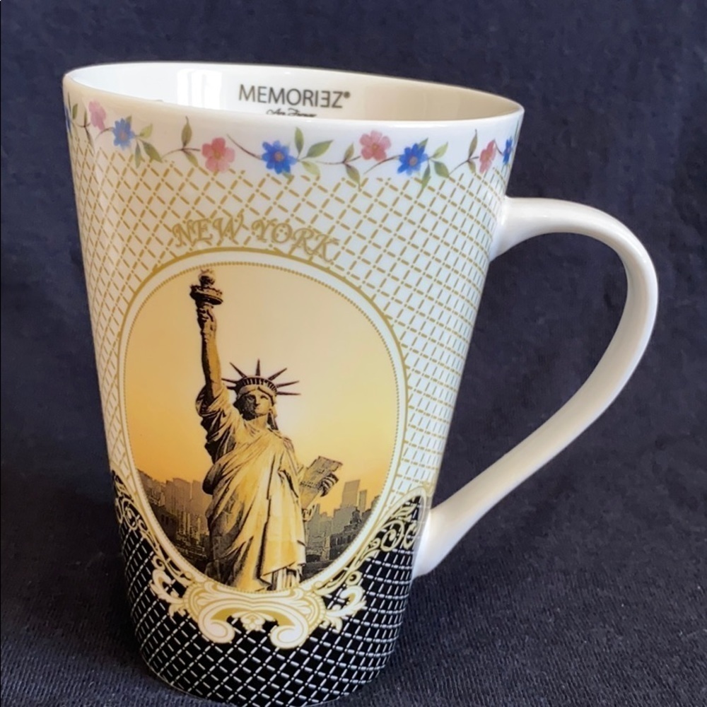 𝅺new York “Memories Are Forever” Mug